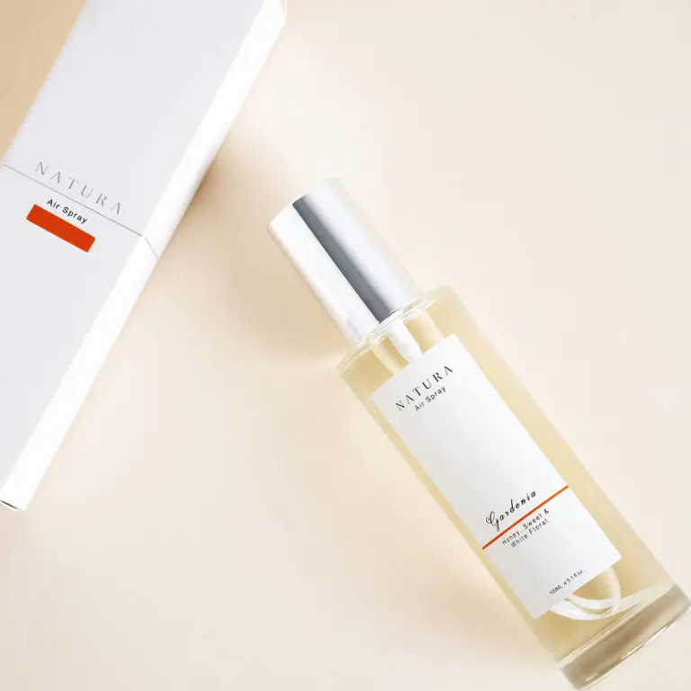 معطر جو برائحة العسل والحلى والزهور البيضاء