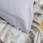 بيت مخدة فندقي٢ قطعة لون رصاصي