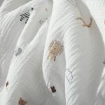 طقم لحاف مواليد قطعتين قطن لون اوف وايت