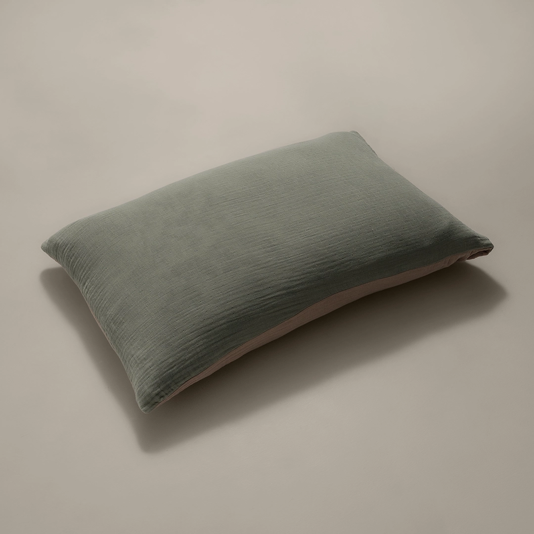 بيت مخدة قطن لون أخضر بيت مخدة قطن لون أخضر