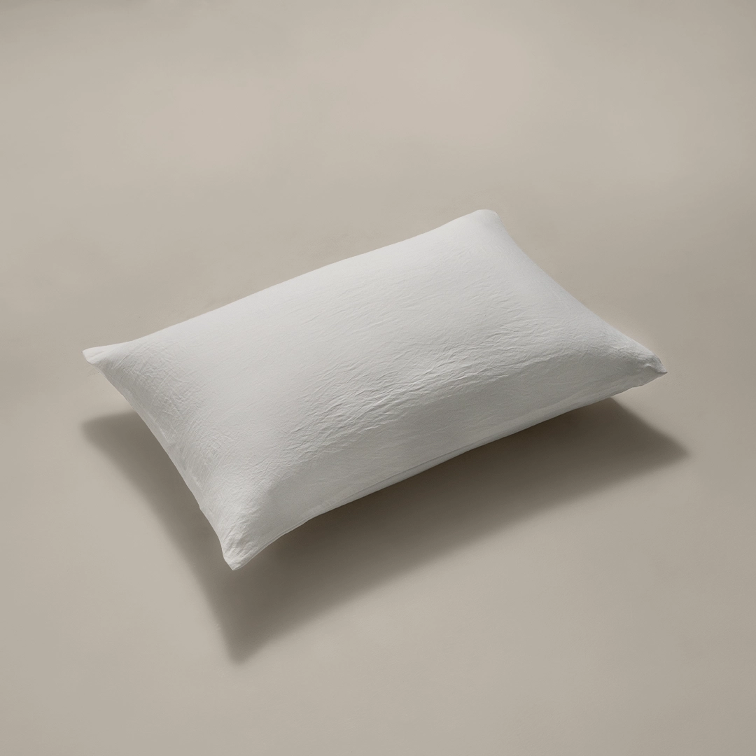 بيت مخدة ميكرو ٢ قطعة لون أوف وايت بيت مخدة ميكرو ٢ قطعة لون أوف وايت