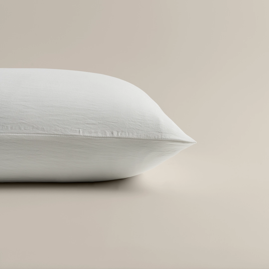 بيت مخدة ميكرو ٢ قطعة لون أوف وايت بيت مخدة ميكرو ٢ قطعة لون أوف وايت