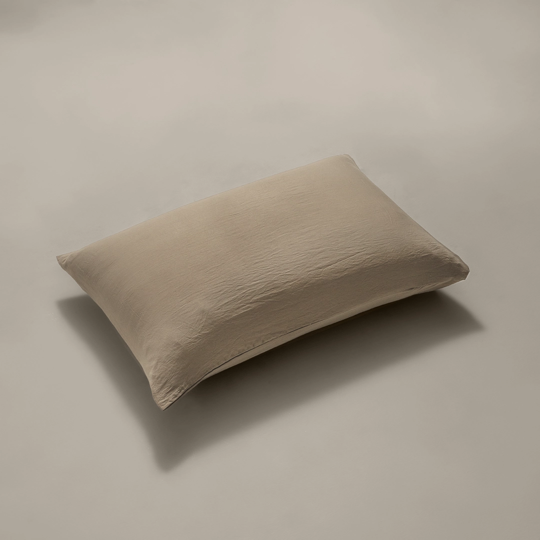 بيت مخدة ميكرو ٢ قطعة لون بني بيت مخدة ميكرو ٢ قطعة لون بني