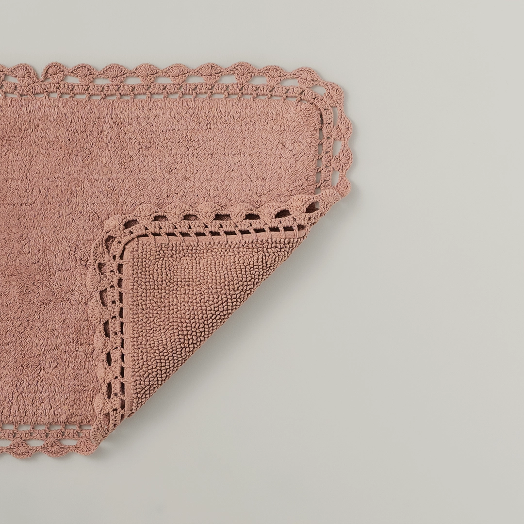 دعاسة حمام بعدة مقاسات باللون البينك الغامق دعاسة حمام بعدة مقاسات باللون البينك الغامق