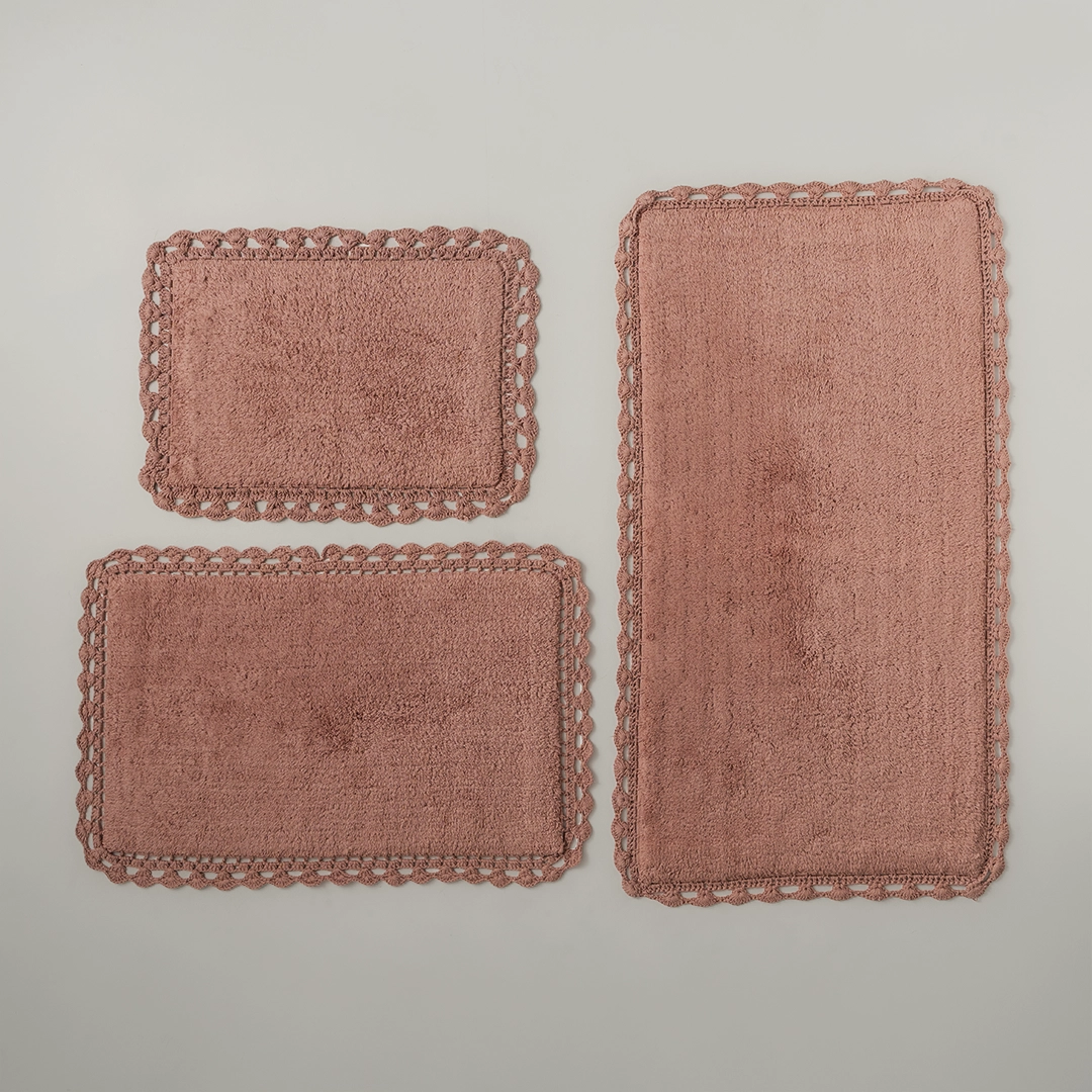 دعاسة حمام بعدة مقاسات باللون البينك الغامق دعاسة حمام بعدة مقاسات باللون البينك الغامق