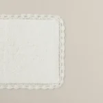 دعاسة حمام بعدة مقاسات باللون الأوف وايت