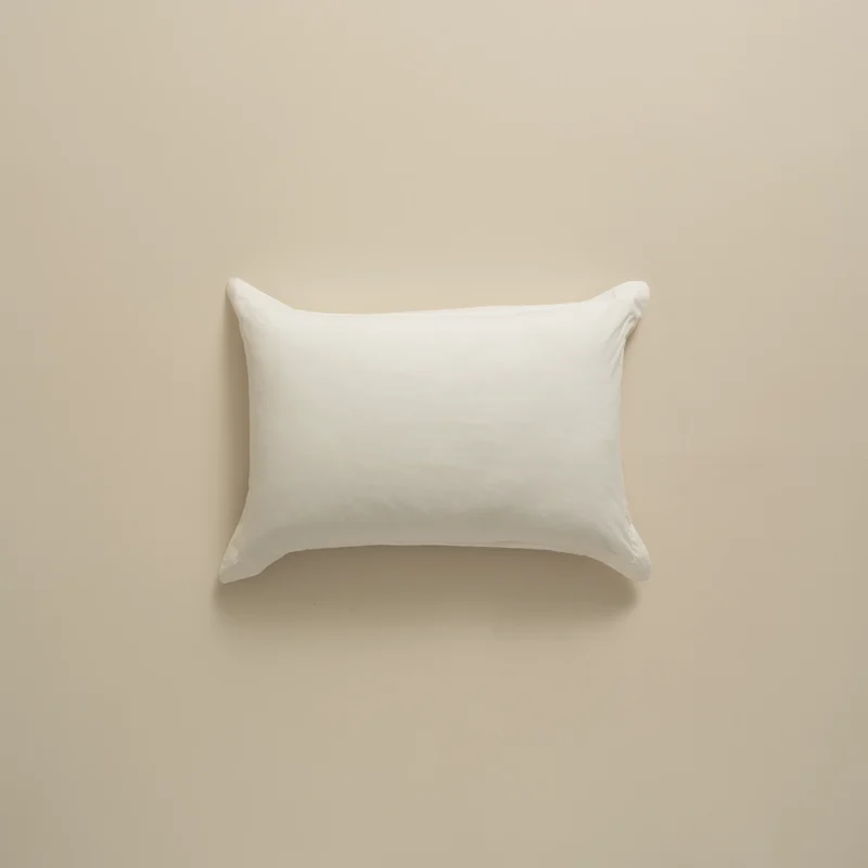 بيت مخدة قطن ٢ قطعة لون أوف وايت