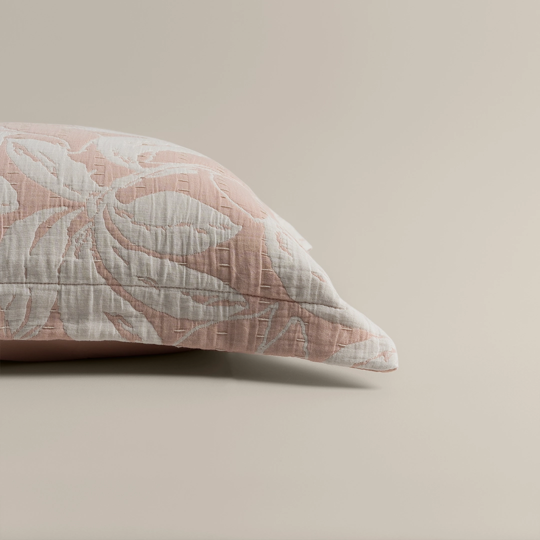 بيت مخدة ٢ قطعة جاكار قطن بينك بيت مخدة ٢ قطعة جاكار قطن بينك