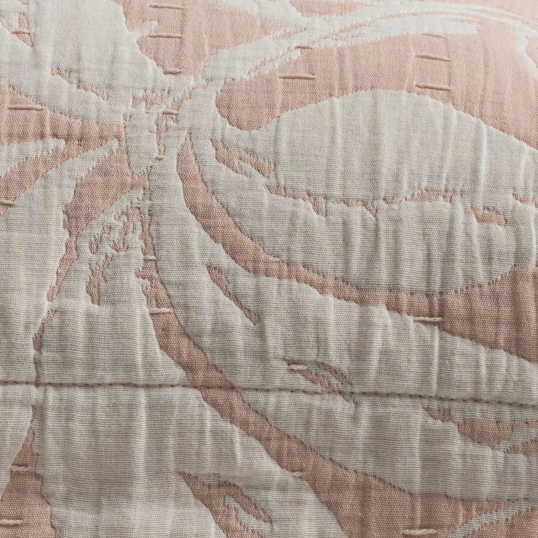 بيت مخدة ٢ قطعة جاكار قطن بينك بيت مخدة ٢ قطعة جاكار قطن بينك