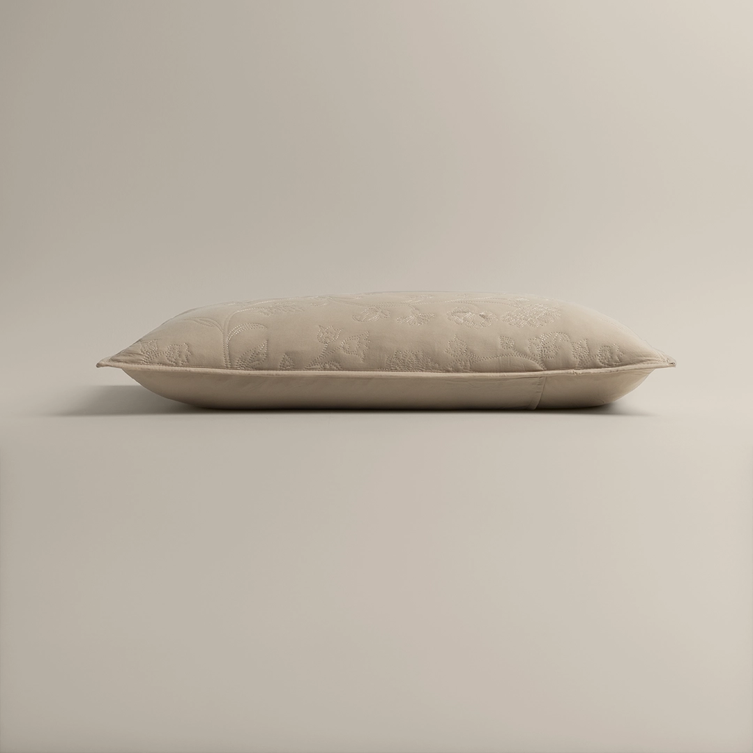 بيت مخدة ميكرو ٢ قطعة مطرز بيج غامق بيت مخدة ميكرو ٢ قطعة مطرز بيج غامق