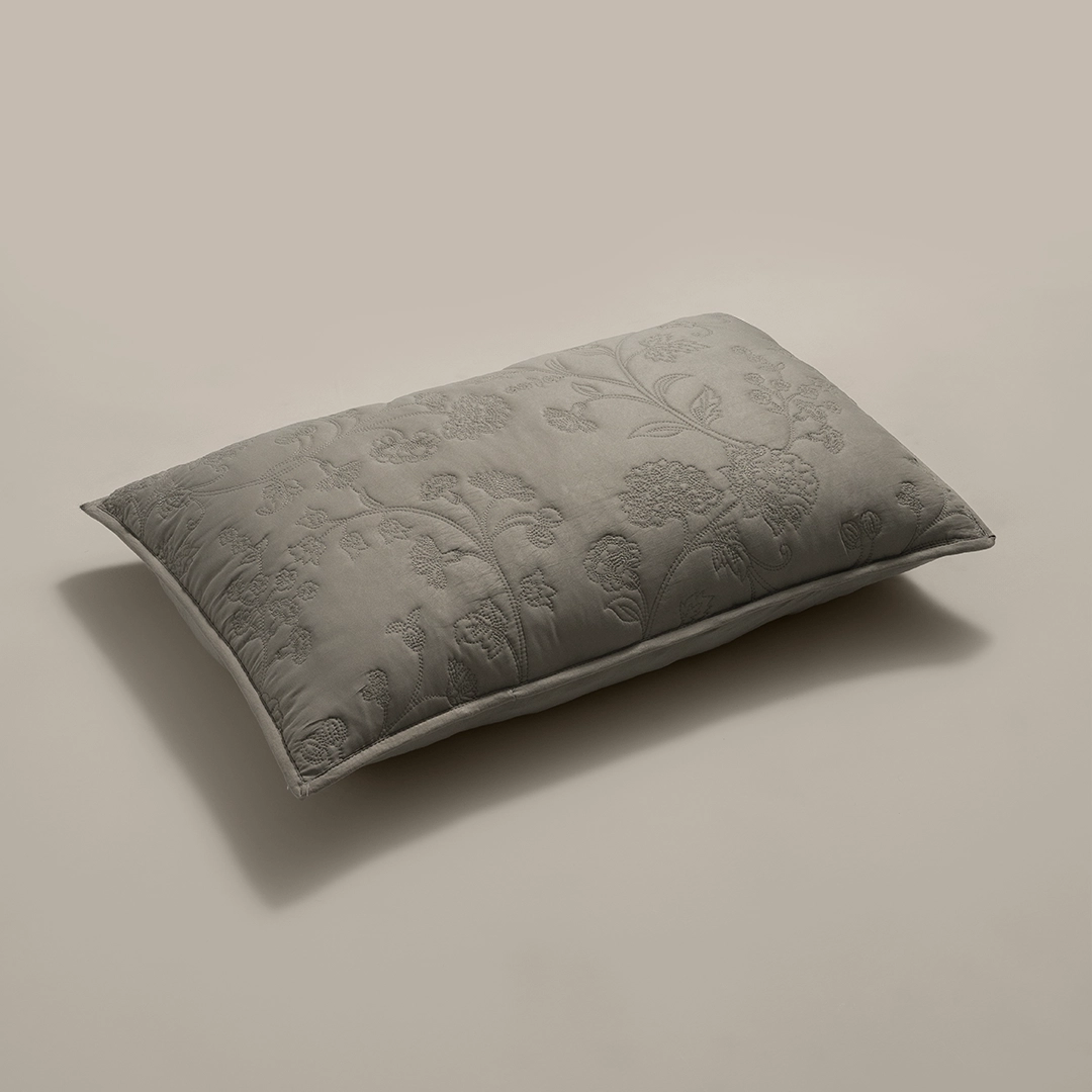 بيت مخدة ميكرو ٢ قطعة مطرز أخضر بيت مخدة ميكرو ٢ قطعة مطرز أخضر