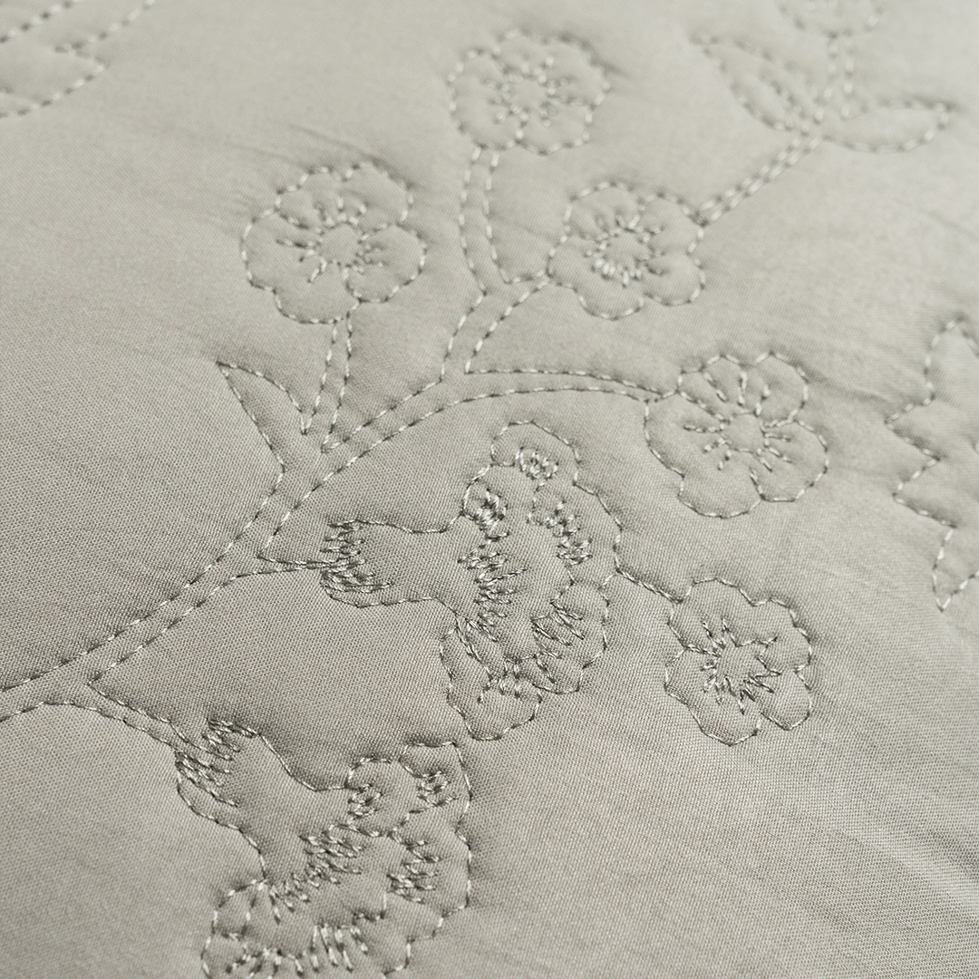 بيت مخدة ميكرو ٢ قطعة مطرز أخضر بيت مخدة ميكرو ٢ قطعة مطرز أخضر