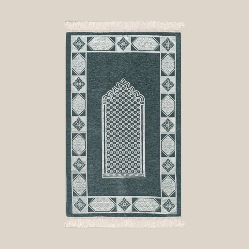 سجادة صلاة شنيل أخضر