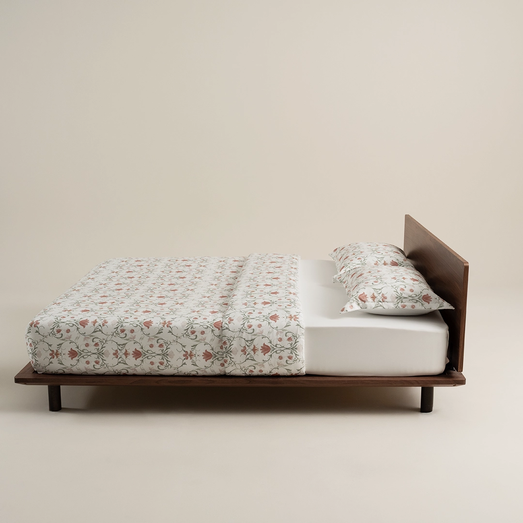 بيت لحاف ميكرو لون أوف وايت بيت لحاف ميكرو لون أوف وايت