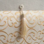 صندوق سجاد صلاة أوف وايت