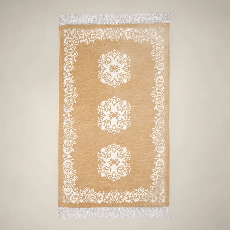 سجادة صلاة شنيل بيج غامق