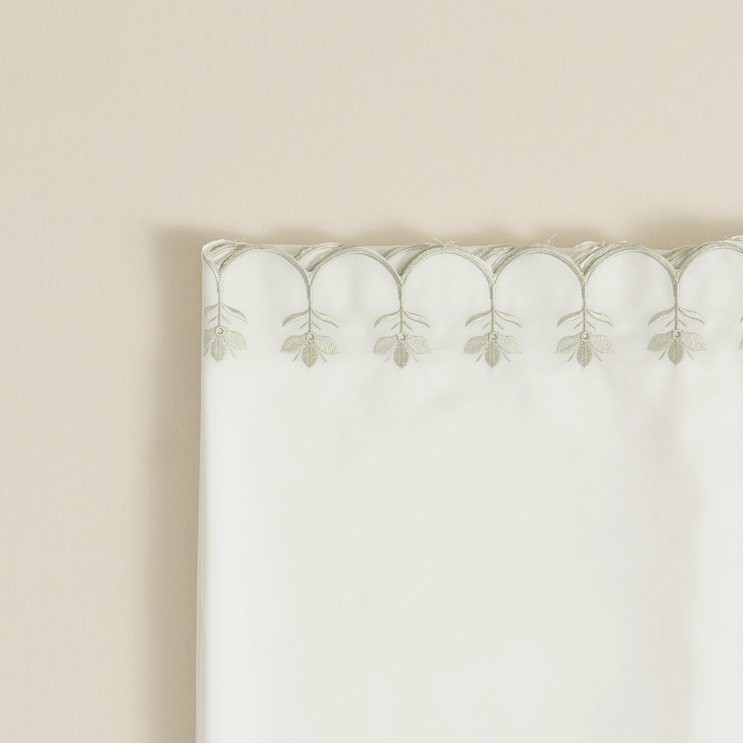 لباس صلاة لف مطرز أخضر لباس صلاة لف مطرز أخضر