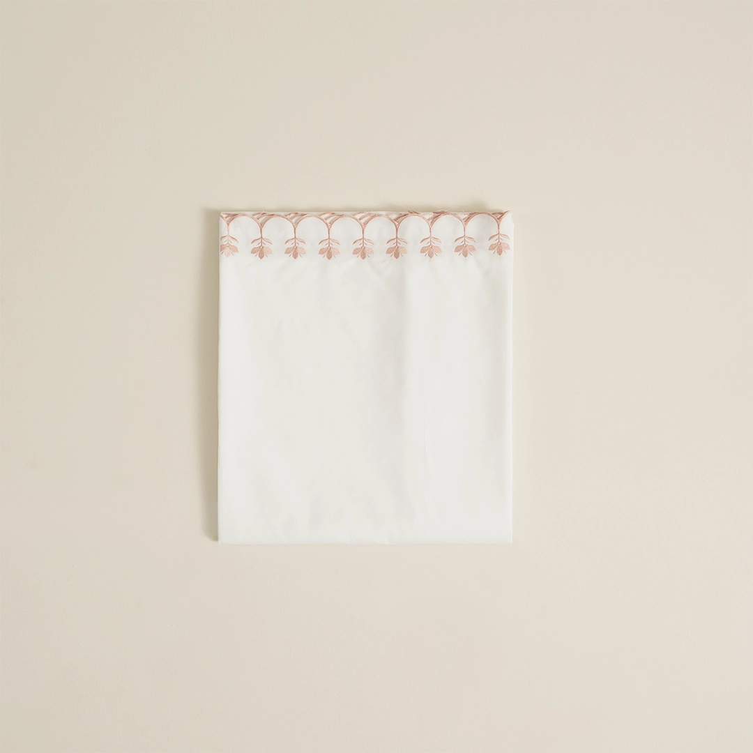 لباس صلاة لف مطرز بينك لباس صلاة لف مطرز بينك