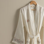 روب حمام قطن أوف وايت