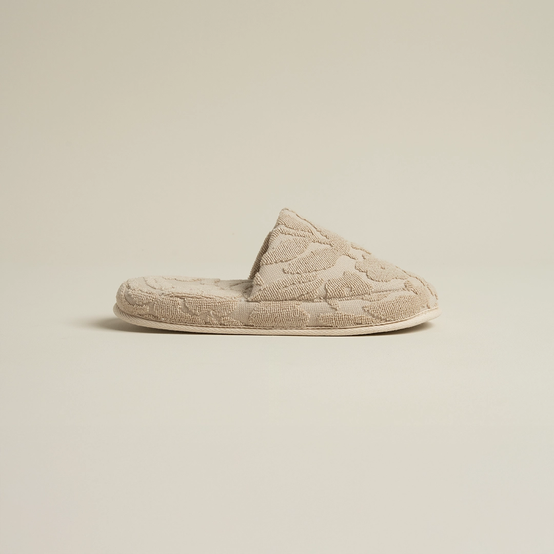 سليبر قطن جاكار مقاس ٤٠ بيج غامق سليبر قطن جاكار مقاس ٤٠ بيج غامق