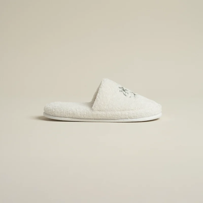 سليبر قطن مطرز مقاس ٤٠ لون أخضر