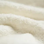 منشفة قطن مطرز لون أوف وايت