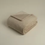 بطانية ميكرو لون بيج غامق