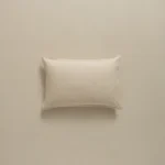 بيت مخدة قطن مطرز ٢ قطعة أوف وايت