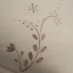 بيت مخدة ميكرو مطرز ٢ قطعة بيج غامق