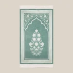 سجادة صلاة شنيل أخضر