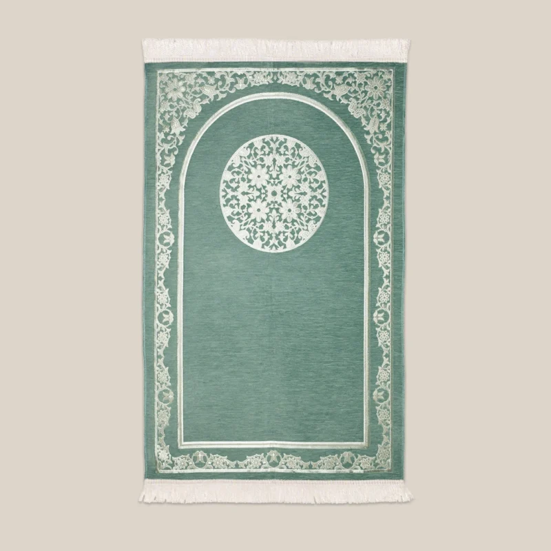 سجادة صلاة شنيل اخضر