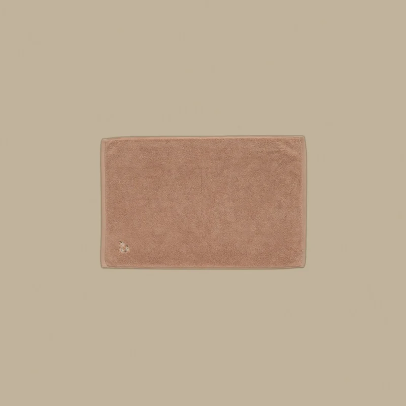 دعاسة حمام قطن مطرزة – بينك