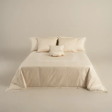 طقم مفرش عرائس بيج