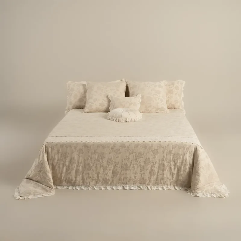 طقم مفرش عرائس بيج